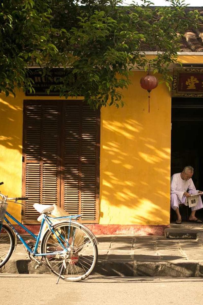 Elegant fashion portrait
